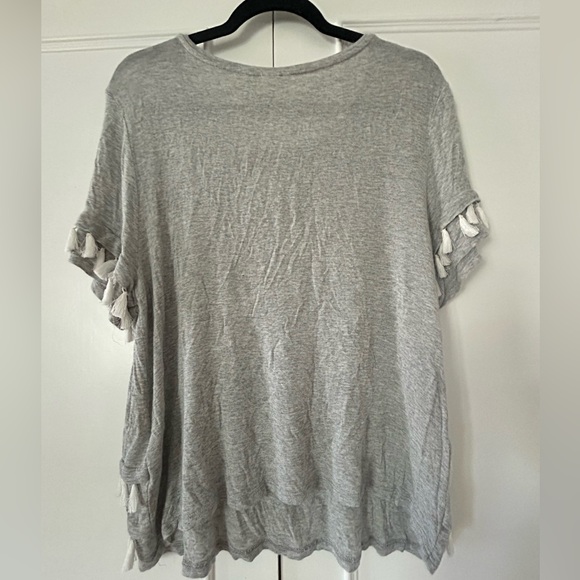 H&M grey tasseled T-shirt. Size L. - Picture 3 of 4